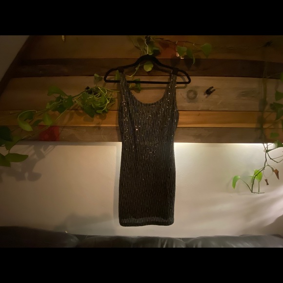 SOPRANO Shimmering Fitted Mini Dress! - Picture 2 of 9